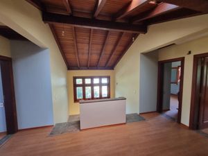 Image 11 - 895513