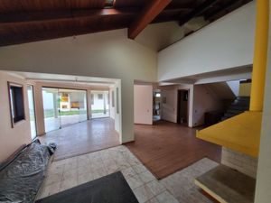 Image 1 - 895513