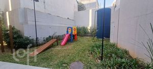 Image 6 - 895517