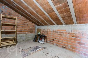 Image 34 - 895518