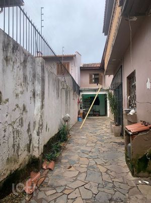 Image 29 - 895525