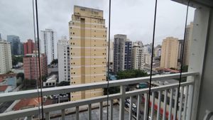 Image 8 - 895602