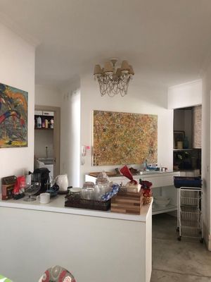 Image 24 - 895607