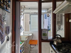 Image 9 - 895608