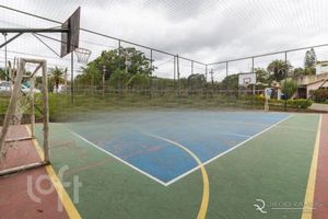 Image 17 - 895611