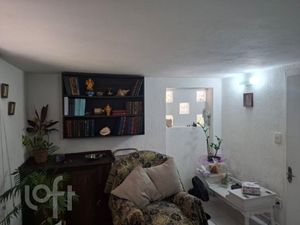 Image 4 - 895615