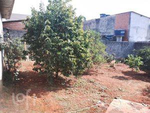 Image 9 - 895617