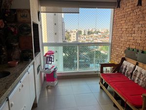 Image 3 - 895622