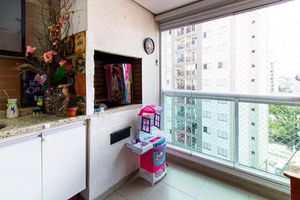 Image 8 - 895622