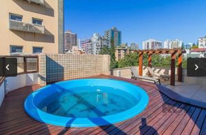 Image 8 - 895623