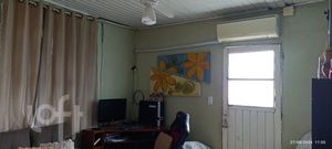 Image 17 - 895637