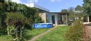 Image 6 - 895637