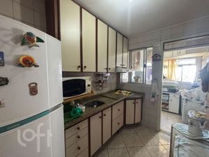 Image 9 - 895639