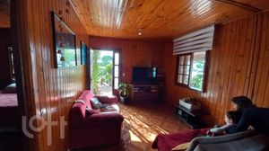 Image 1 - 895640