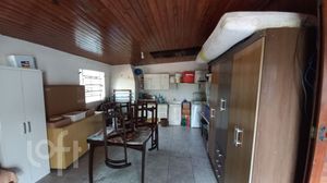 Image 30 - 895640