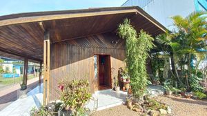 Image 4 - 895640