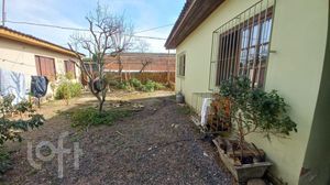 Image 3 - 895640