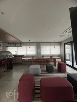 Image 6 - 895641