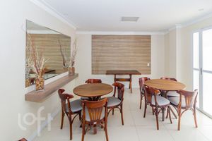 Image 41 - 895648