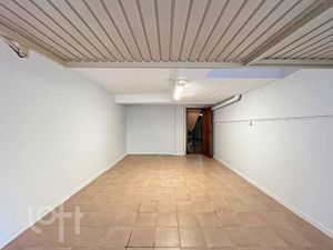 Image 32 - 895661
