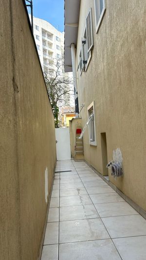 Image 42 - 895674