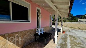 Image 31 - 895676
