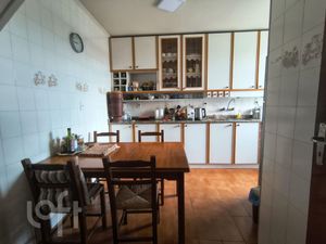 Image 2 - 895677
