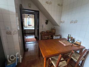 Image 3 - 895677