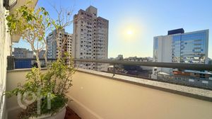 Image 24 - 895679