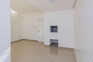 Image 8 - 895681