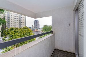 Image 28 - 895693