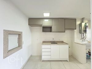 Image 9 - 895712