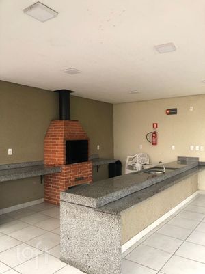 Image 10 - 895717