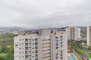 Image 25 - 895721