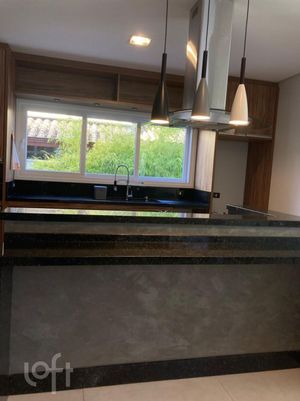 Image 3 - 895725