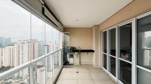 Image 11 - 895730