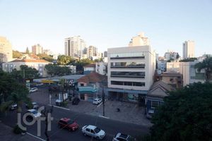 Image 29 - 895734