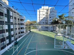 Image 35 - 895738