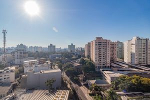 Image 10 - 895770