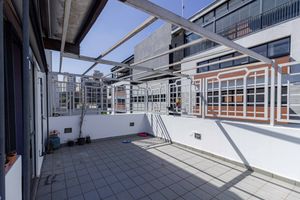 Image 37 - 895771