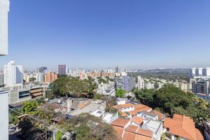 Image 33 - 895771
