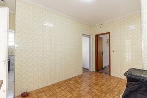 Image 20 - 895775