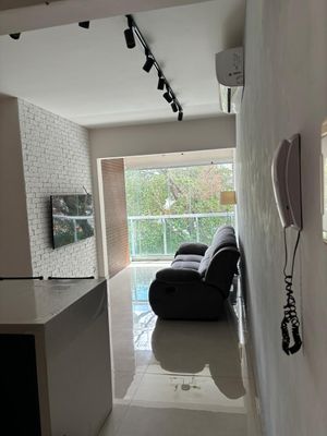 Image 3 - 895791