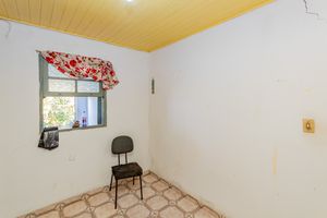 Image 19 - 895795