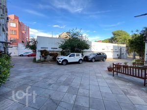Image 12 - 895796