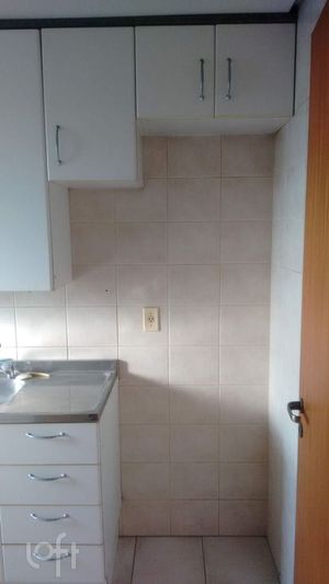 Image 6 - 895799
