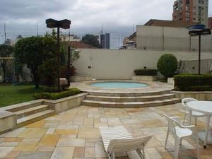 Image 4 - 895801