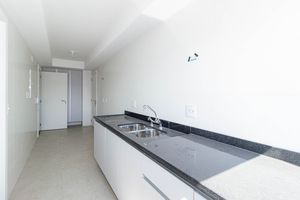 Image 34 - 895802