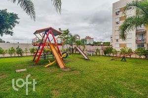 Image 7 - 895805