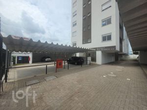 Image 9 - 895807